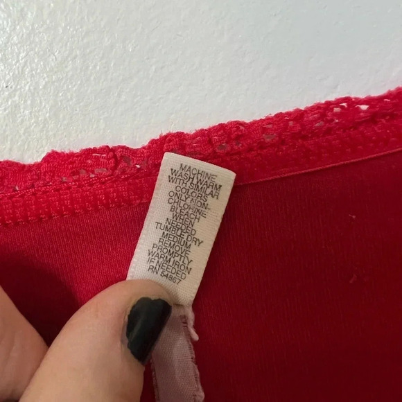 Victoria’s Secret Country Red Long Sleeve PJ Top with Snowflakes - Picture 5 of 6